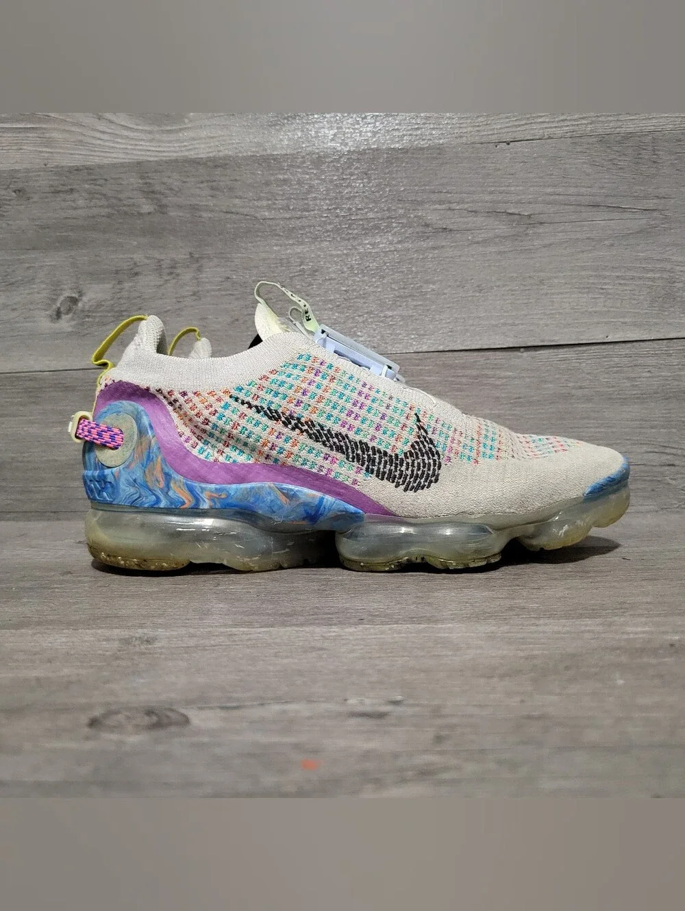 Nike Air VaporMax Men's Size 9.5 Flyknit 2020 Multicolor CJ6740-001